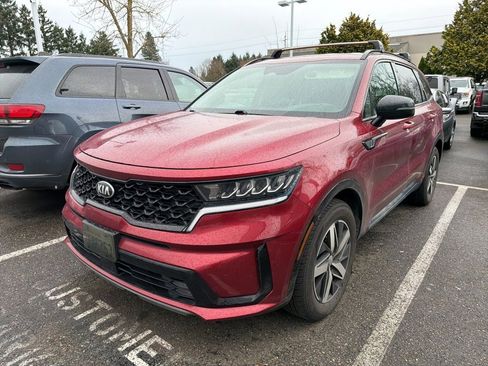 Used 2021 Kia Sorento EX image 3