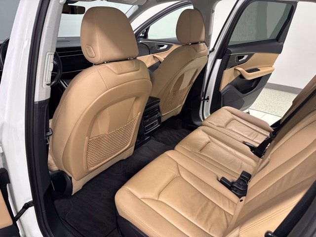 Used 2023 Audi Q7 2.0T Premium w/ Convenience Package AWD/4WD image 21