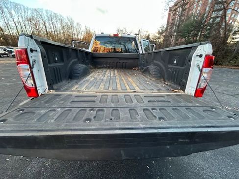 Used 2022 Ford F250 XL w/ Power Equipment Group image 33