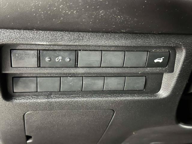 Used 2024 Mitsubishi Outlander SE AWD/4WD image 18