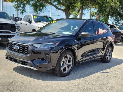 Used 2024 Ford Escape ST-Line FWD image 2