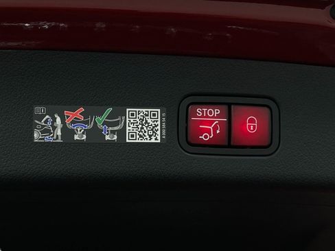 New 2026 Mercedes-Benz GLC 300 4MATIC image 7