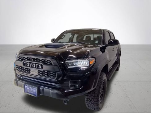 Used 2022 Toyota Tacoma TRD Pro AWD/4WD image 2