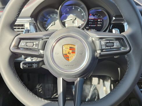 New 2026 Porsche Macan AWD/4WD image 9