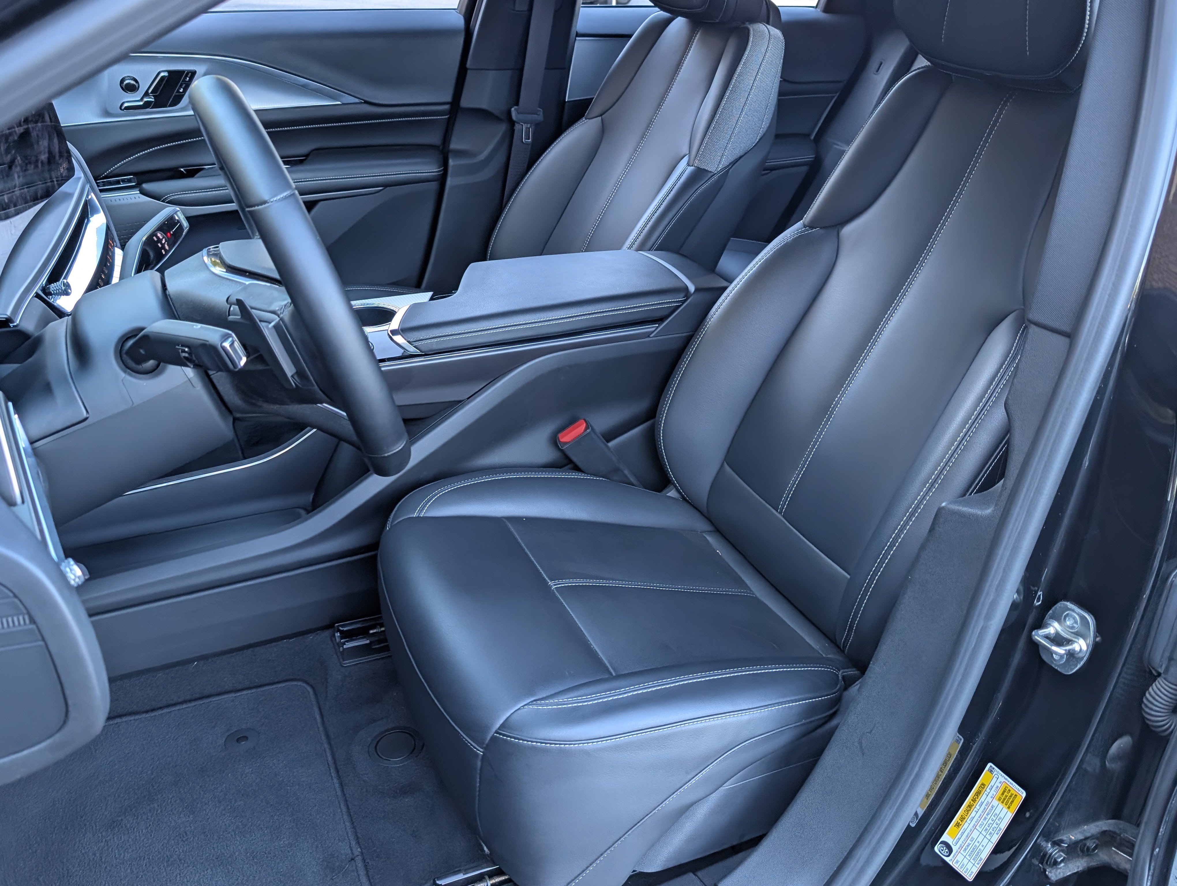 Used 2024 Cadillac Lyriq Tech w/ Driver Assist Package RWD image 16