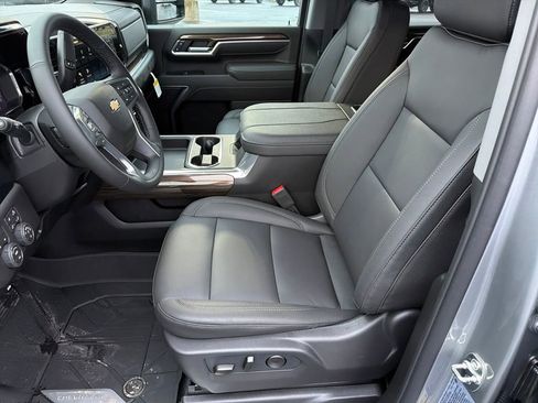 New 2026 Chevrolet Silverado 3500 LT w/ Texas Edition image 9