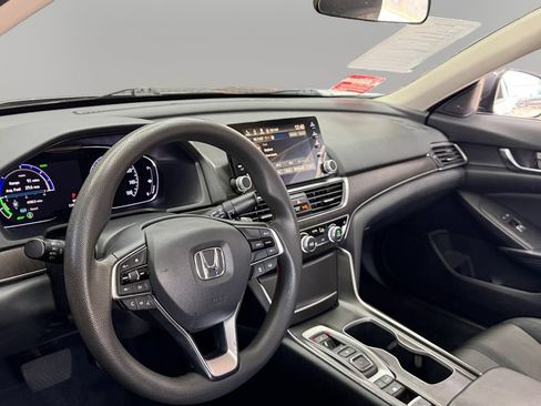 Used 2018 Honda Accord EX image 15