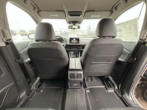 New 2026 Nissan Rogue SV w/ Rock Creek Premium Package image 37