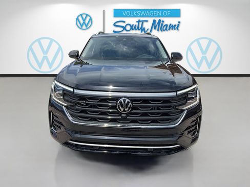 Certified 2024 Volkswagen Atlas SEL Premium R-Line AWD/4WD image 2