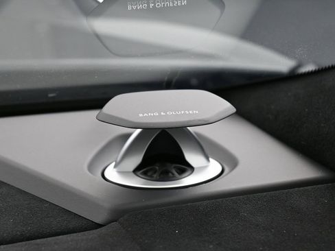 Used 2024 Lamborghini Urus Performante image 32