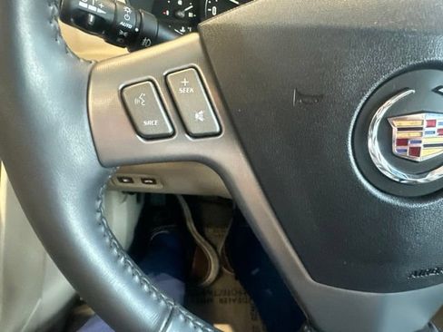 Used 2007 Cadillac XLR V RWD image 17