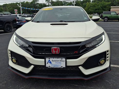 Used 2018 Honda Civic Type R image 2