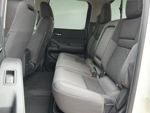 New 2026 Nissan Frontier SV w/ All-Weather Content Package AWD/4WD image 17