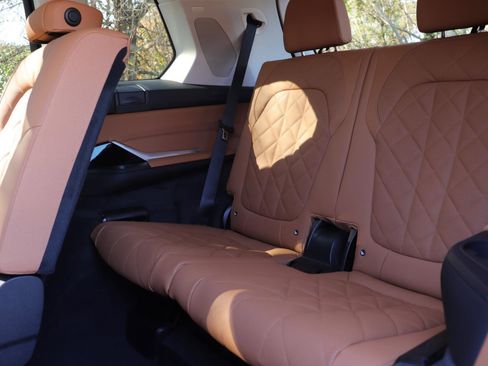 New 2026 BMW X7 xDrive40i AWD/4WD image 15