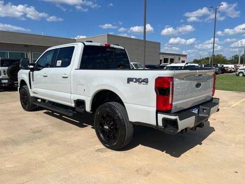 New 2026 Ford F250 Lariat w/ Black Appearance Package AWD/4WD image 5