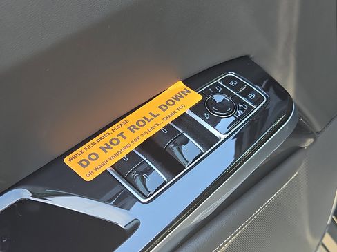 New 2026 Cadillac Escalade Platinum Sport w/ LPO, ONYX Package image 28