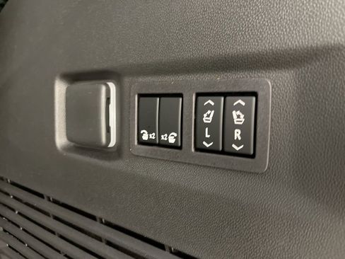 New 2026 Chevrolet Tahoe High Country image 12