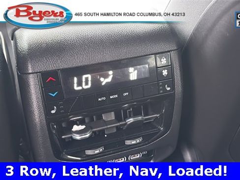 Used 2023 Jeep Grand Cherokee L Limited w/ Luxury Tech Group II image 11