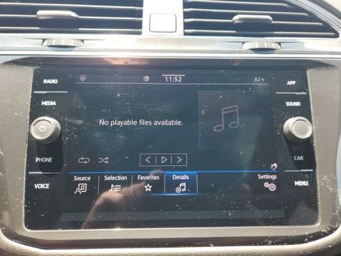 Used 2023 Volkswagen Tiguan SE R-Line FWD image 30