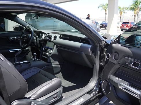 Used 2022 Ford Mustang GT Premium w/ Equipment Group 401A RWD image 32