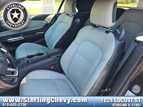 Used 2024 Ford Mustang Premium image 10