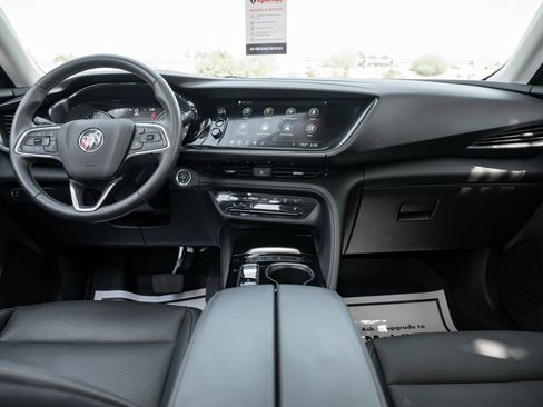Used 2023 Buick Envision Essence image 22