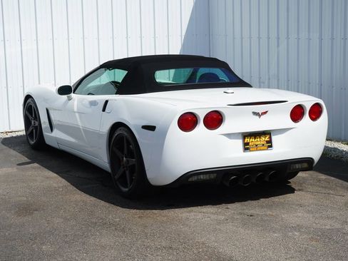 Used 2005 Chevrolet Corvette Convertible w/ Preferred Equipment Group RWD image 5