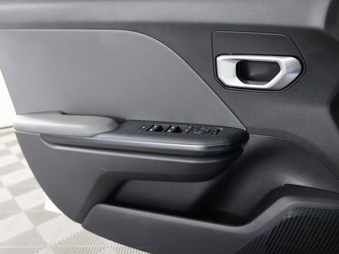 New 2026 Kia K4 LXS image 23