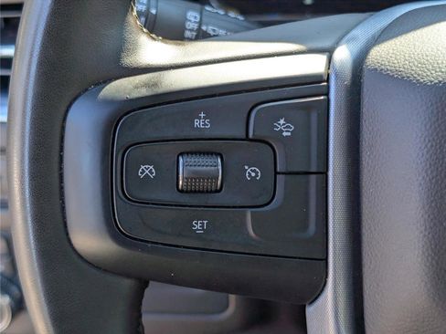 Used 2024 GMC Yukon SLT image 25