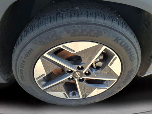 Used 2025 Hyundai Tucson SEL FWD image 11