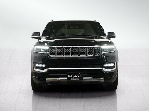 Used 2022 Jeep Grand Wagoneer Series II AWD/4WD image 9