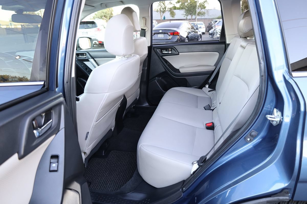 Used 2014 Subaru Forester 2.5i Limited AWD/4WD image 11