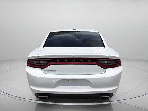 Used 2021 Dodge Charger SXT RWD image 4