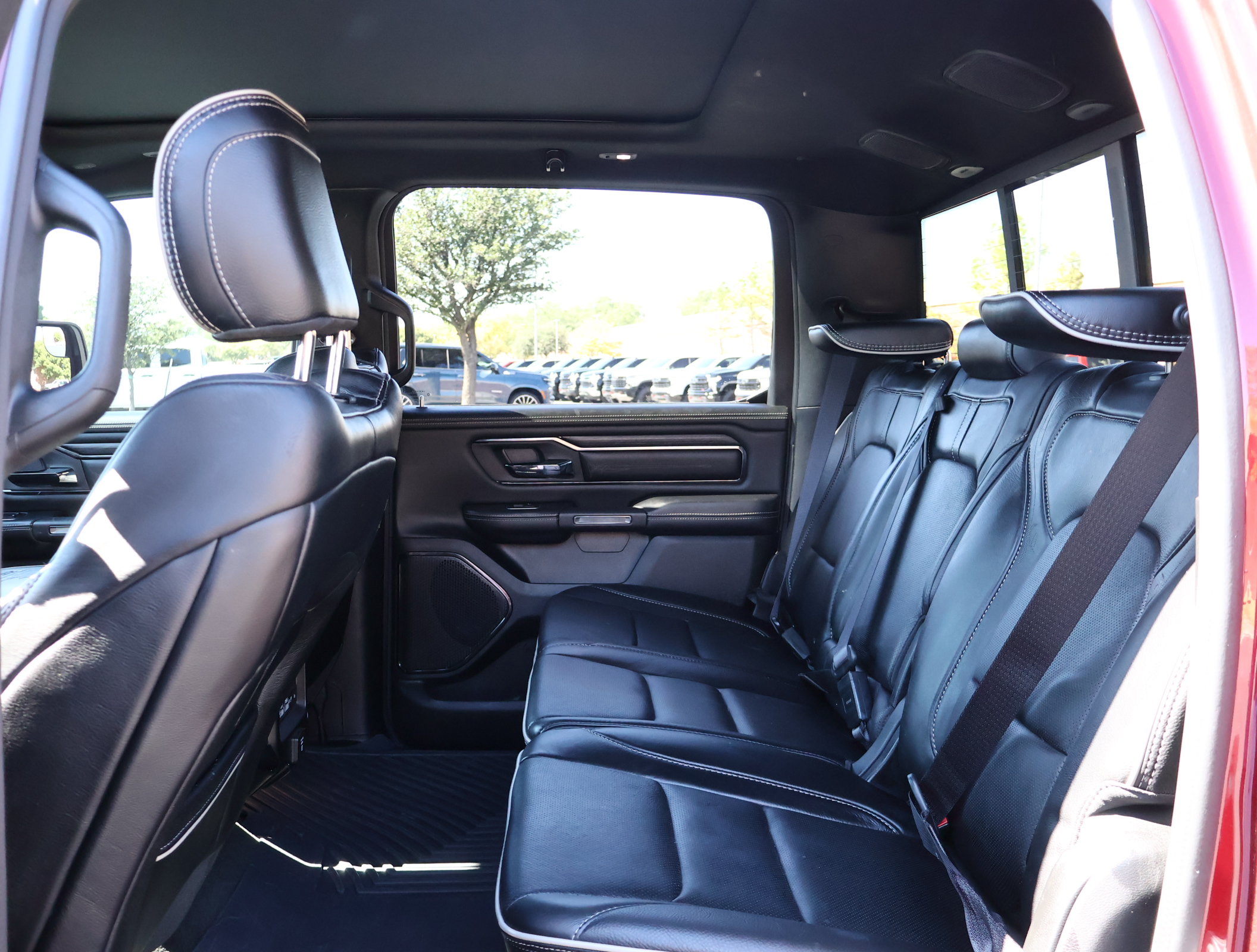 Used 2023 RAM 1500 Limited w/ Off Road Group AWD/4WD image 25