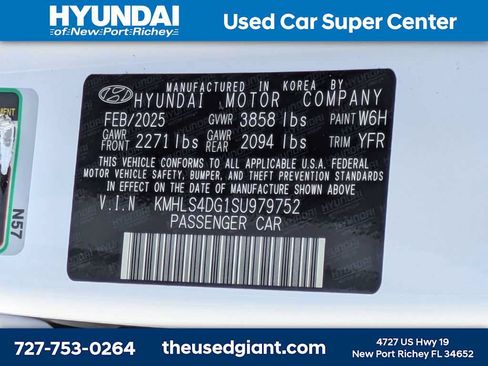 Certified 2025 Hyundai Elantra SEL FWD image 35