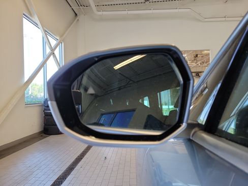 Used 2025 BMW X3 xDrive30i AWD/4WD image 10