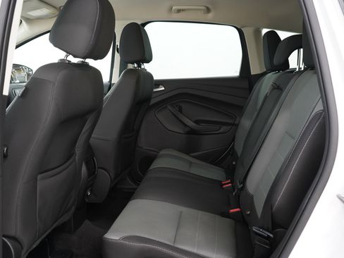 Used 2016 Ford Escape SE FWD image 14