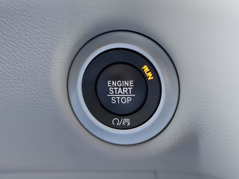 Used 2018 Chrysler Pacifica Touring-L w/ Advanced Safetytec Group FWD image 35