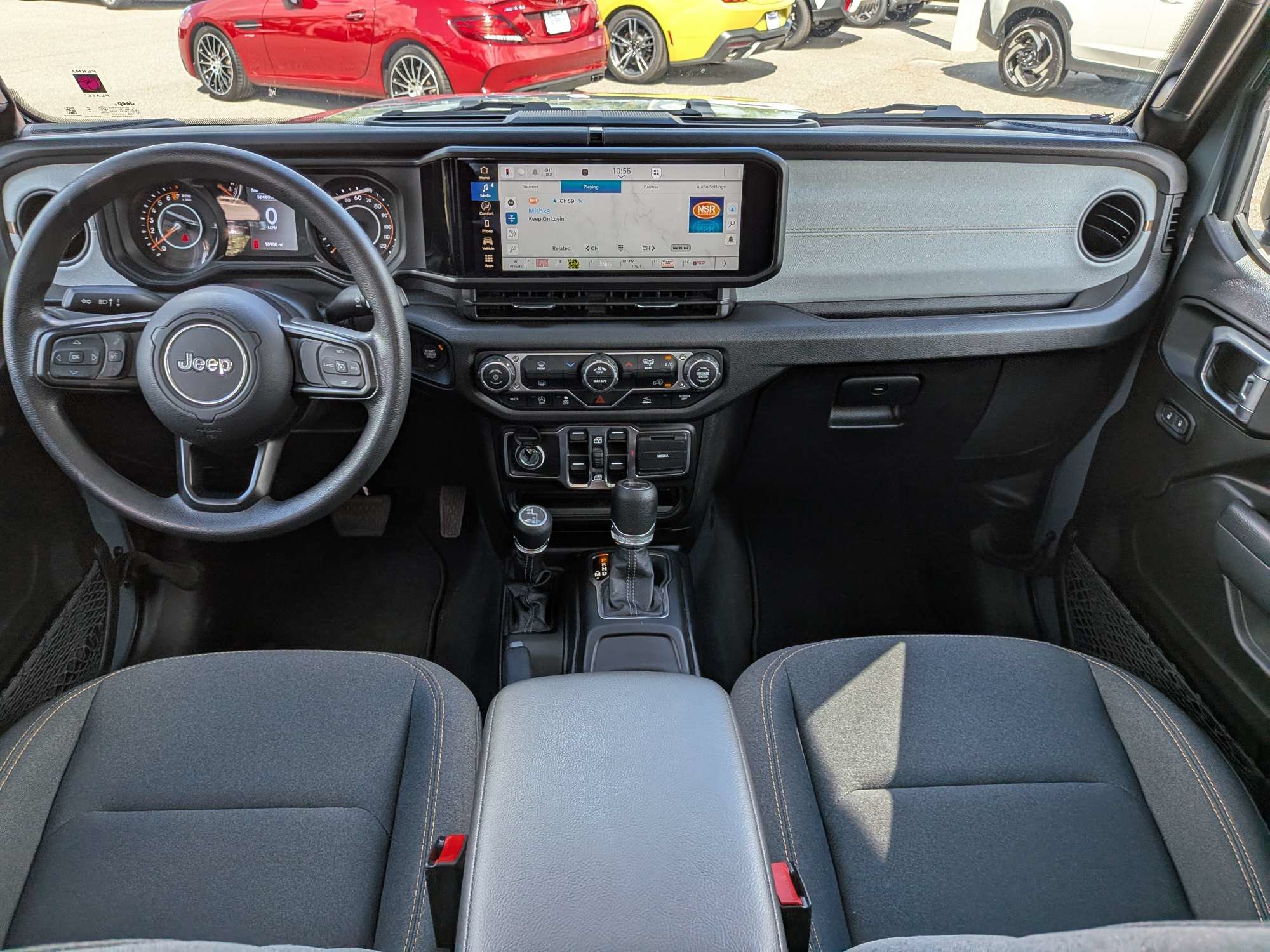 Used 2025 Jeep Gladiator Sport AWD/4WD image 15