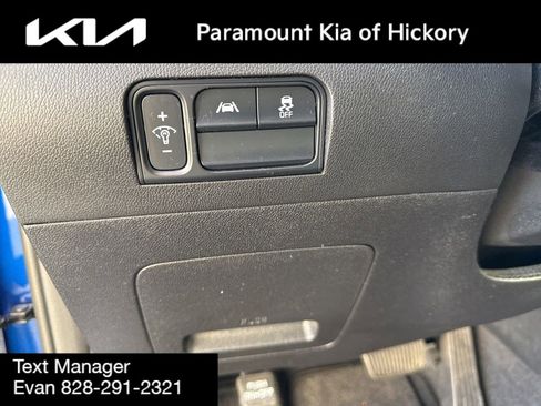 Used 2023 Kia Sorento S w/ Panoramic Sunroof Package image 21