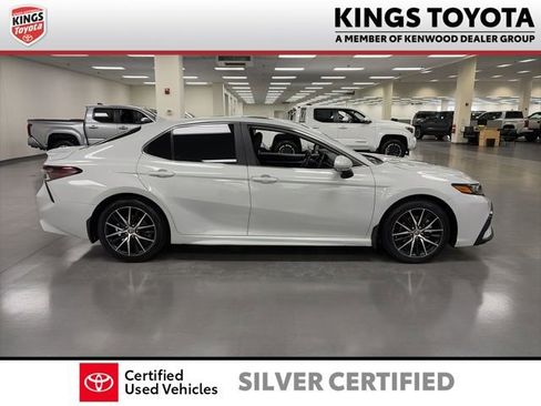 Certified 2024 Toyota Camry SE w/ Convenience Package image 9