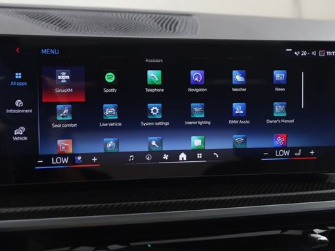 Used 2024 BMW X7 M60i AWD/4WD image 41