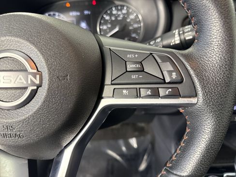 Used 2024 Nissan Kicks SR w/ SR Premium Package FWD image 14