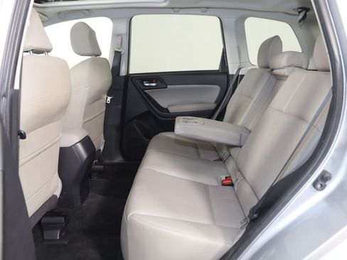 Used 2015 Subaru Forester 2.5i Limited AWD/4WD image 43
