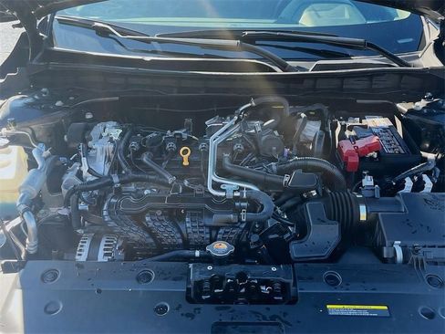 Used 2025 Nissan Altima 2.5 S FWD image 25