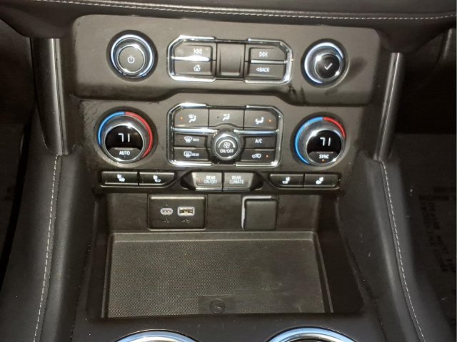 Used 2023 Chevrolet Tahoe LT w/ LT Signature Package AWD/4WD image 22
