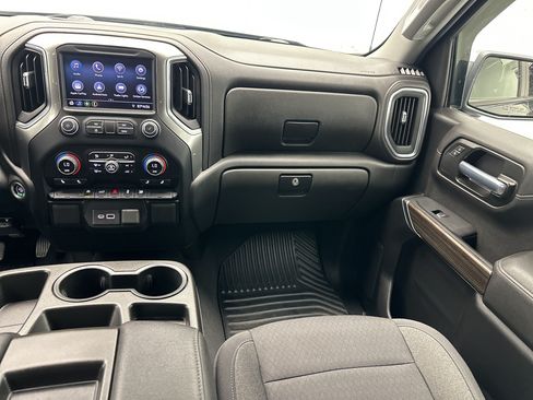 Certified 2021 Chevrolet Silverado 1500 LT AWD/4WD image 27
