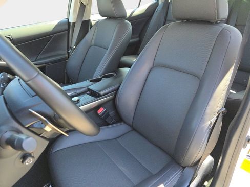 Used 2020 Lexus IS 300 w/ Navigation Package RWD image 18