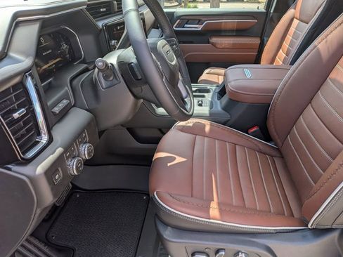 New 2026 GMC Sierra 2500 Denali Ultimate w/ Max Trailering Package AWD/4WD image 4