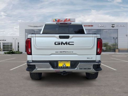 Used 2021 GMC Sierra 1500 SLT RWD image 4
